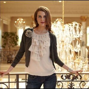 🛍 Cabi Bow Shoulder Cardigan